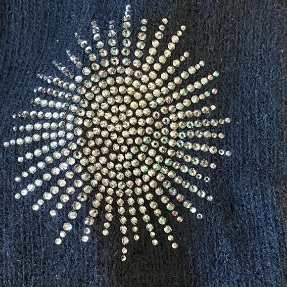 Carolyn Rowan Swarovski Crystals Starbust Long Black Cashmere Scarf - Picture 5 of 9